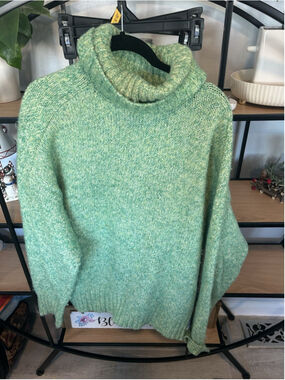 Zara Oversized Sweater Green Woman's Medium